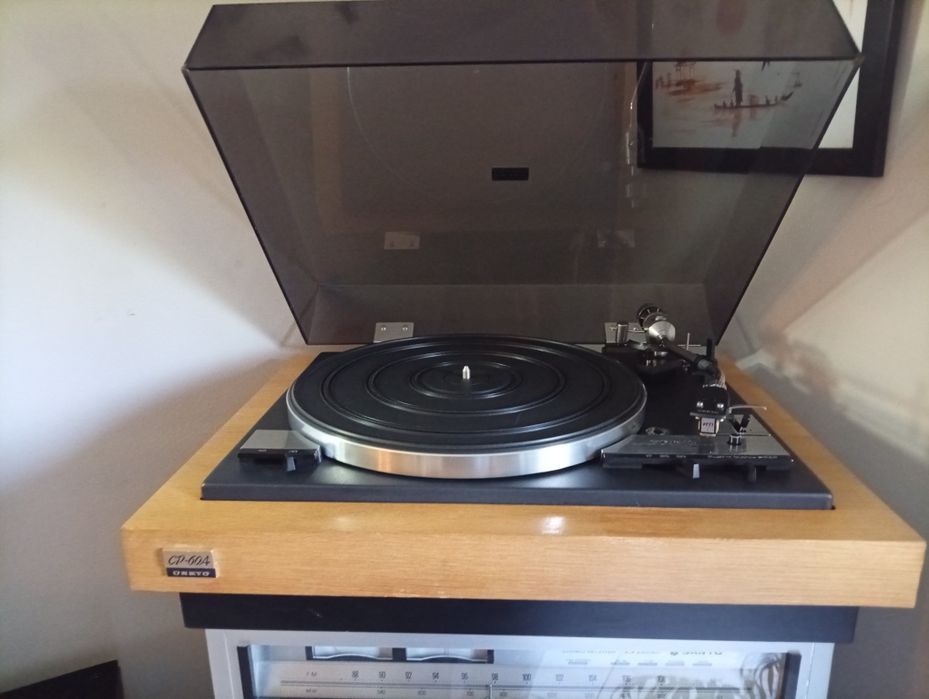 Gira Discos Onkyo