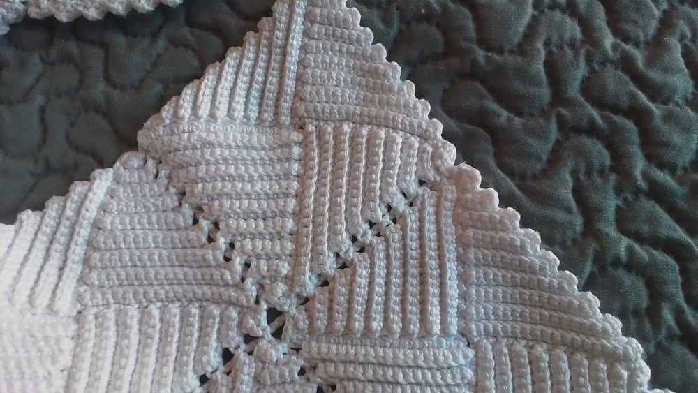 Colchas de crochet para caminha e carrinho de bébé