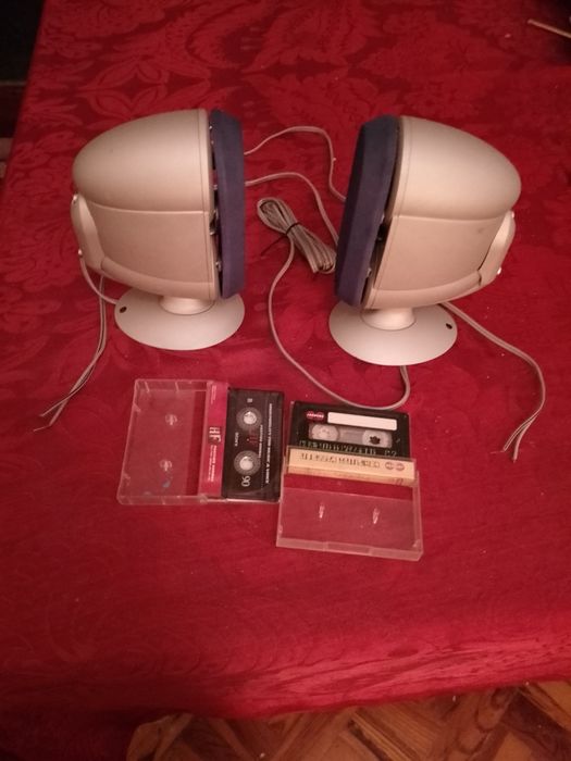 Zum!Zum-2Colunas do vizinho Sony Vintage15E-2Cassetes antigas2EDesde2E