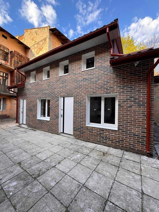 Продаж комерційного приміщення.Центр по вул. Городоцька, 55