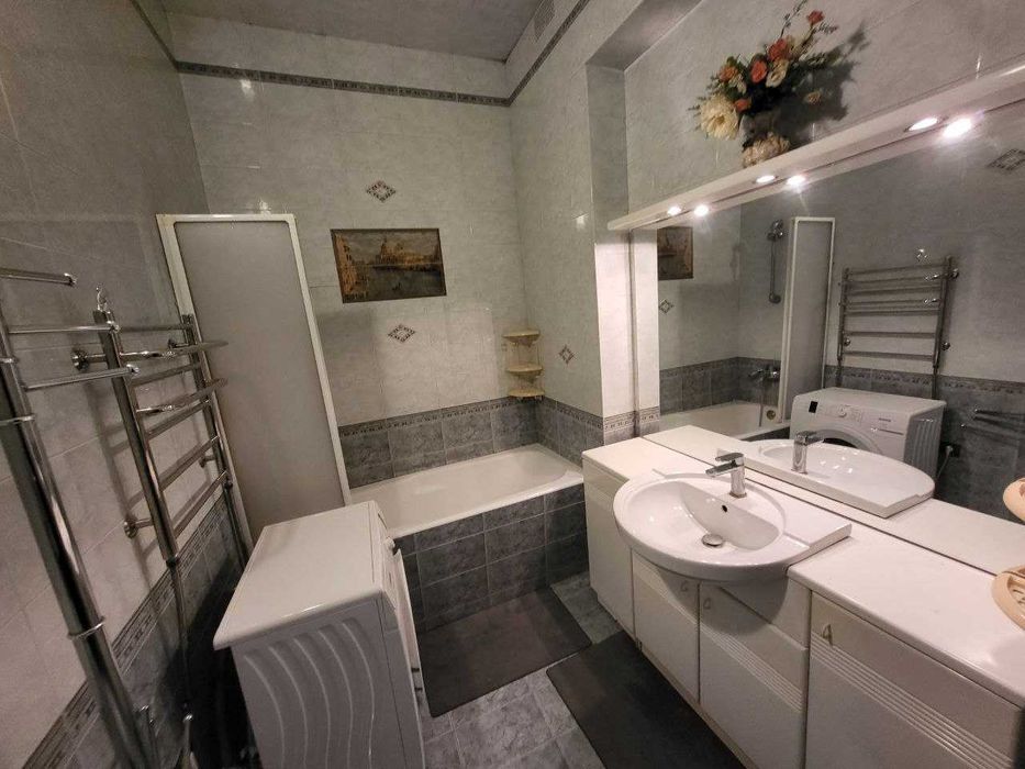 Четырехкомнатная в Центре/Софиевская.