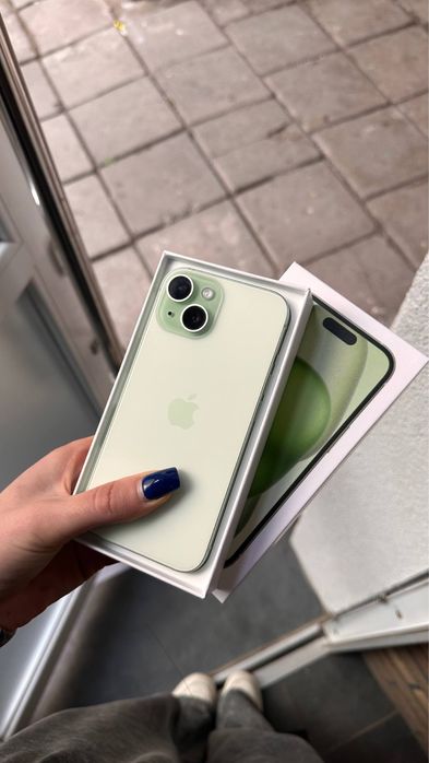 Used iphone 15 256Gb. (Green)