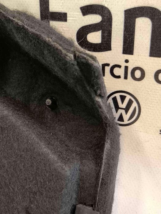 Chapeleira / Tampo da Mala SEAT LEON 1P0867769C (OEM)