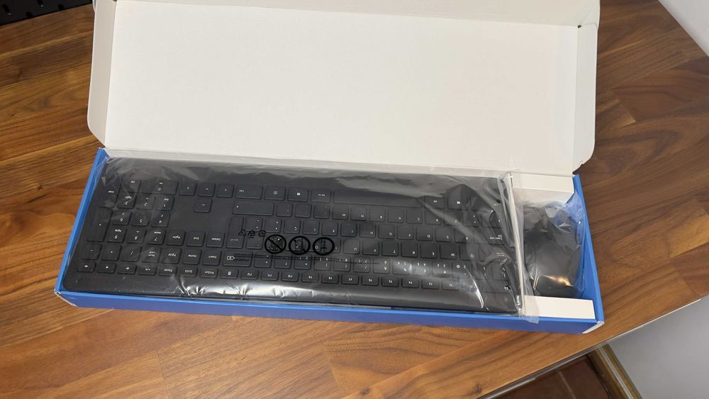 Microsoft Wireless Desktop 900 Teclado + Rato Wireless