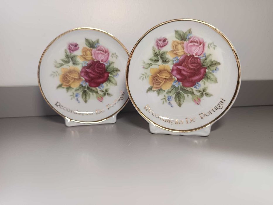 Pratinhos Decorativos em Porcelana – Recordação de Portugal