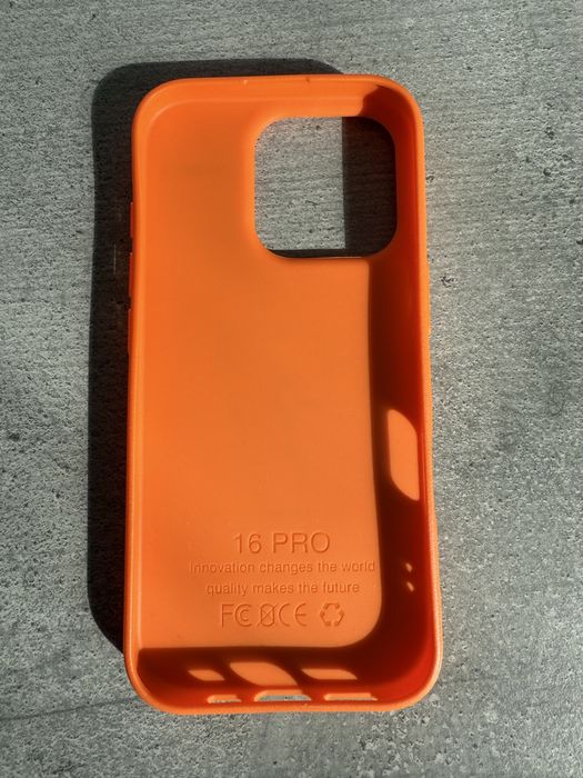Чехол IPhone 16 PRO