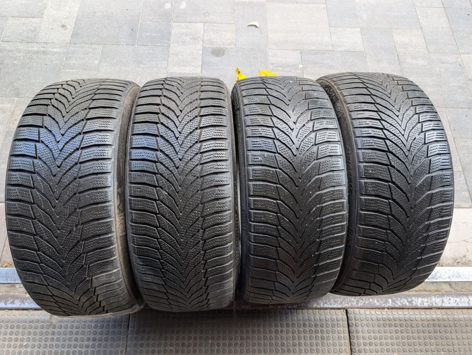 Зимняя резина 215/45 R17 Nexen