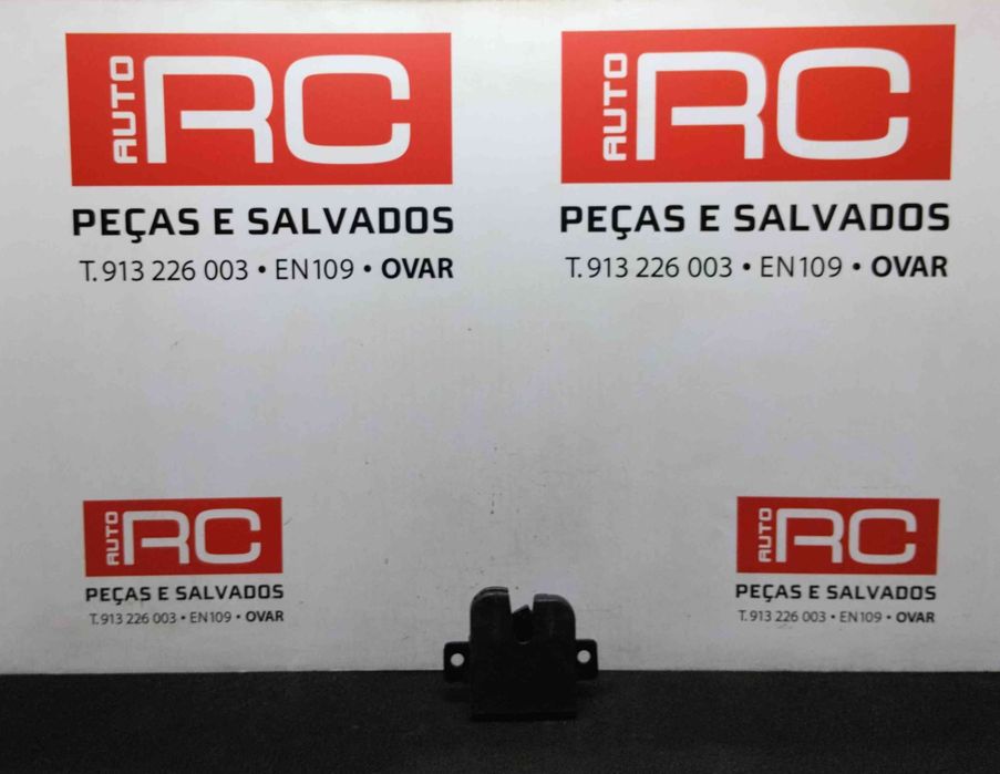 Fechadura / Fecho da Mala 1J6827505B - VW GOLF IV