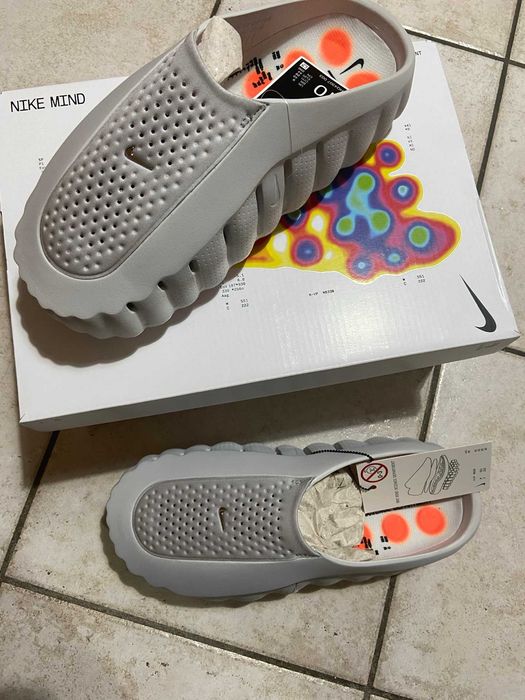 Klapki NIKE Mind 001 Slide Light Smoke Grey szare R.42