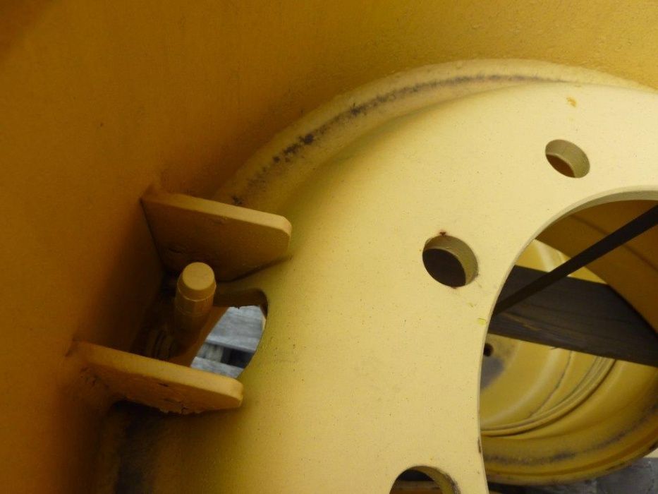 Felga używana 17.00x25 10x335 ET90 800zł D12