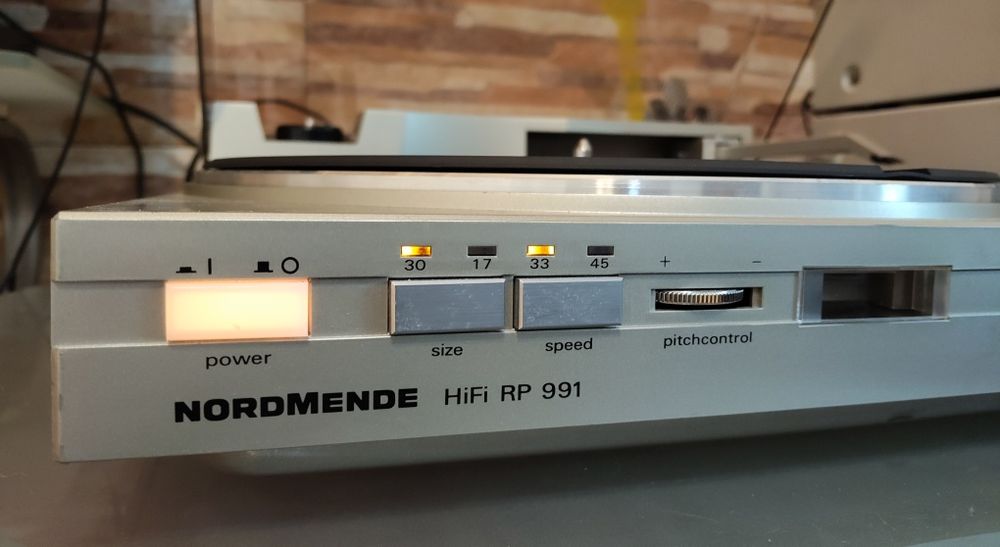 Gira discos Nordmende RP-991 DirectDrive  tangencial raríssimo