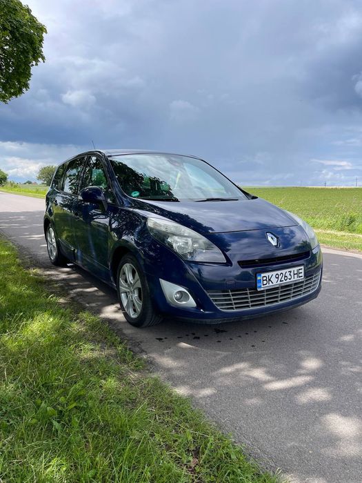 Renault Grand Scenic III 2011