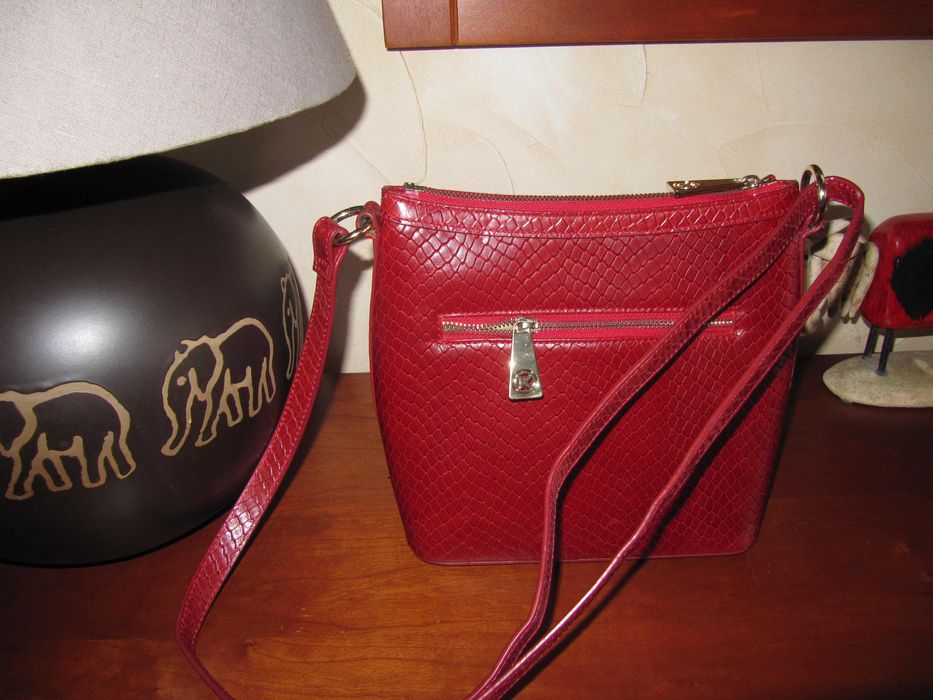 Kazar torebka listonoszka nowa  piekna sportowa