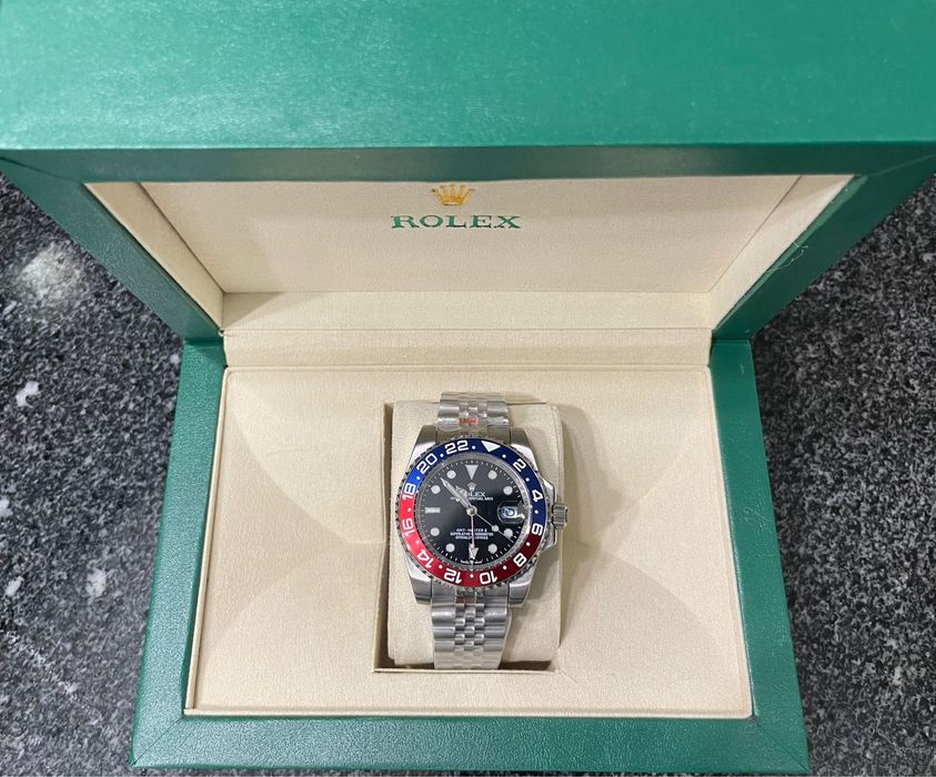 Rolex GMT-Master II - Pepsi