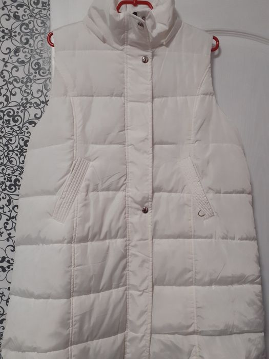 380 гр. Б/У. 48-50 р.