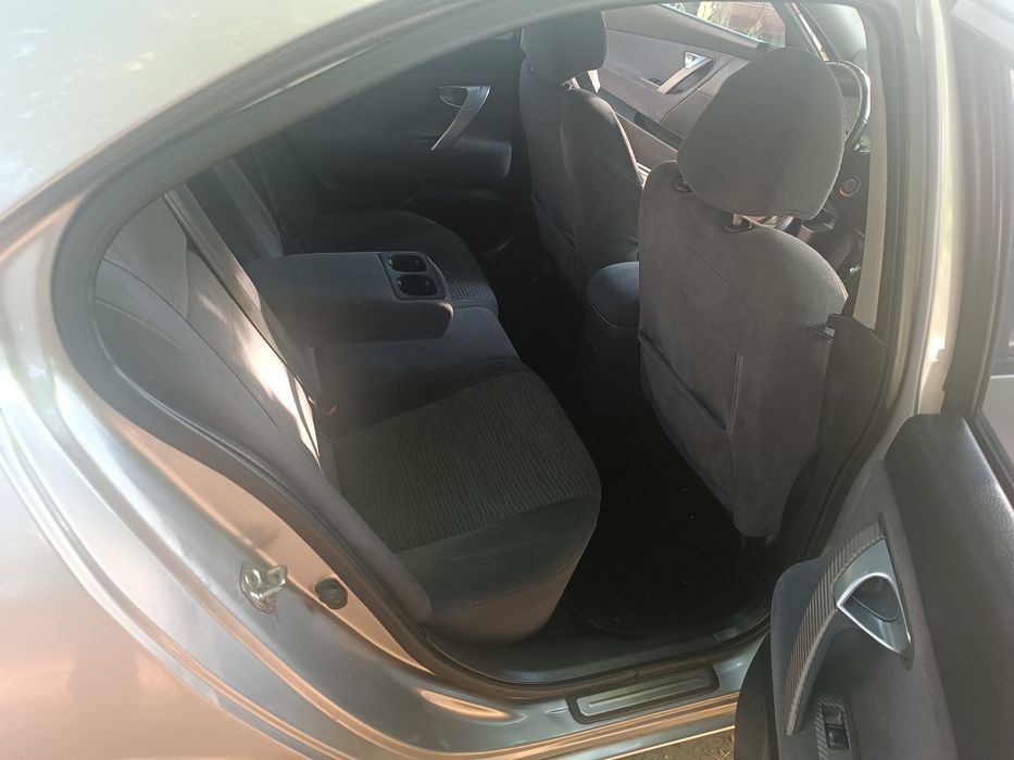 Nissan primera P12