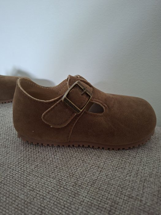 Sprzedam buty nowe (rozmiar 25)