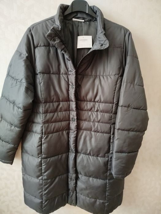 Nowy płaszcz damski rozmiar 42/44