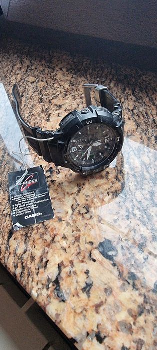 Zegarek g shock Casio GW A-1100-1A3ER szkiełko szafirowe