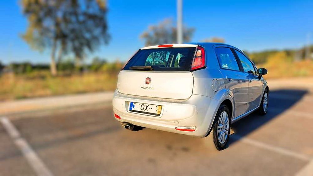 Particular Fiat Punto 1.3 Multijet S&S Diesel – Económico, Fiável e Pronto a Circular