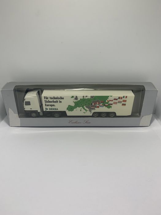 Mercedes com reboque Dekra da Herpa escala H0 1/87