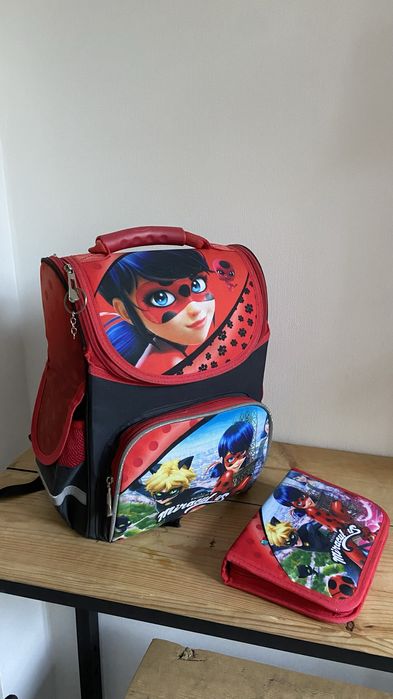 Рюкзак та пенал з Леді Баг