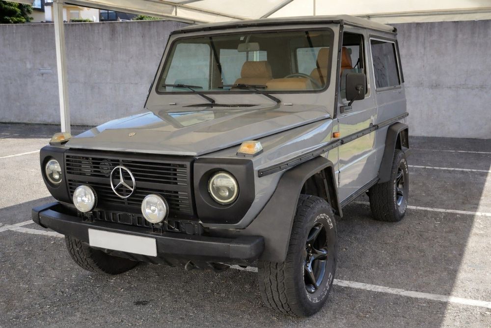 Mercedes-Benz G 300