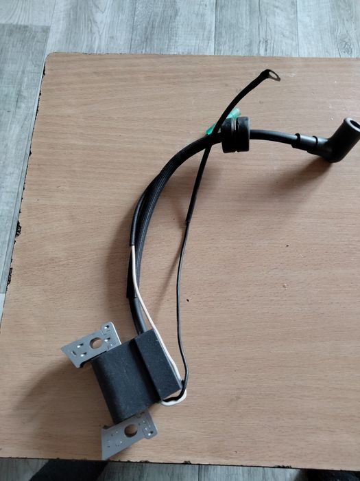 Катушка зажигания лодочного мотора