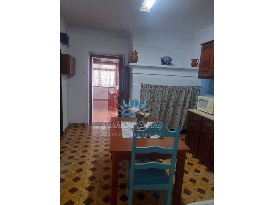 Moradia com Quintal - zona de Melides