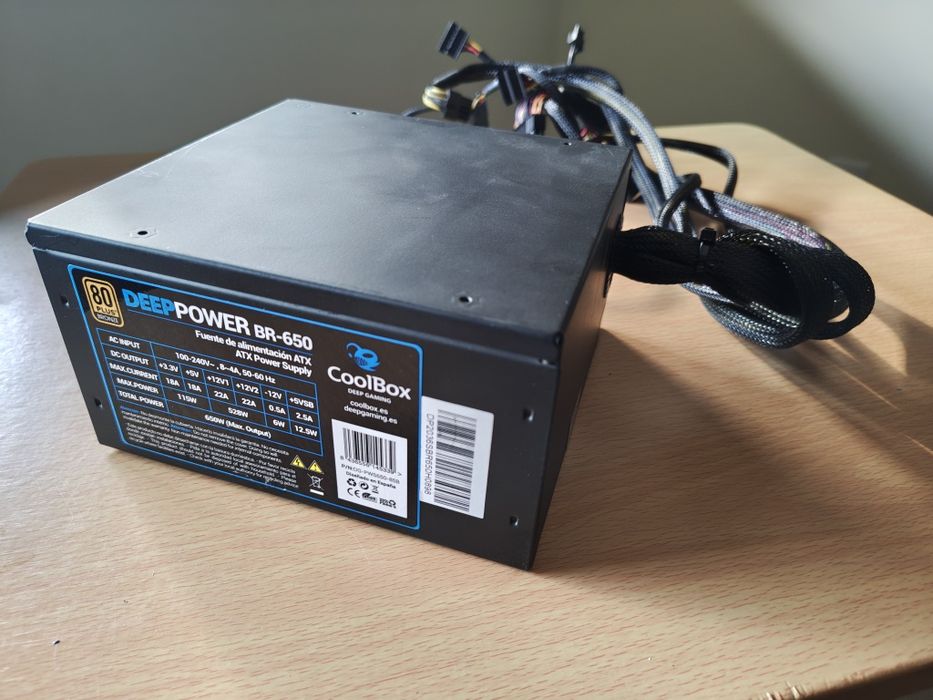 Fonte de alimentação 650w CoolBox