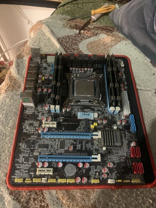 Комплект x79 процесор intel xeon E5-2689 ddr3 32gb 2400