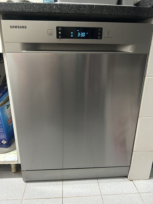 Maquina de lavar louça samsung como novo