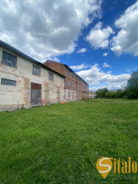 Продаж виробничих приміщень та земельної ділянки, м.Радехів