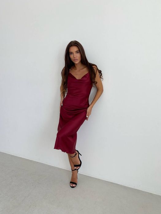 Міді сукня комбінація на бретелях шовкова сатинова атласна миди платье