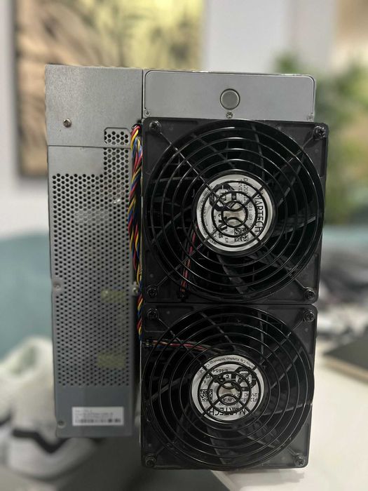 Antminer S19j Pro 104 TH/s (Usado) + Cabo Schuko 2-em-1 GRÁTIS!