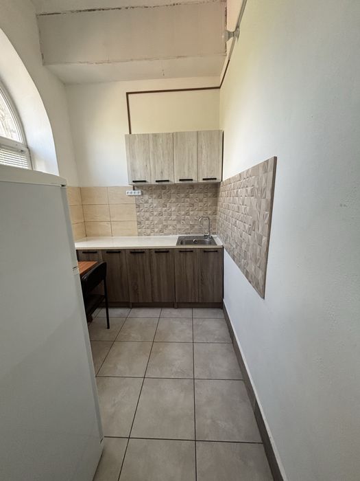 Продаж приміщення під комерцію