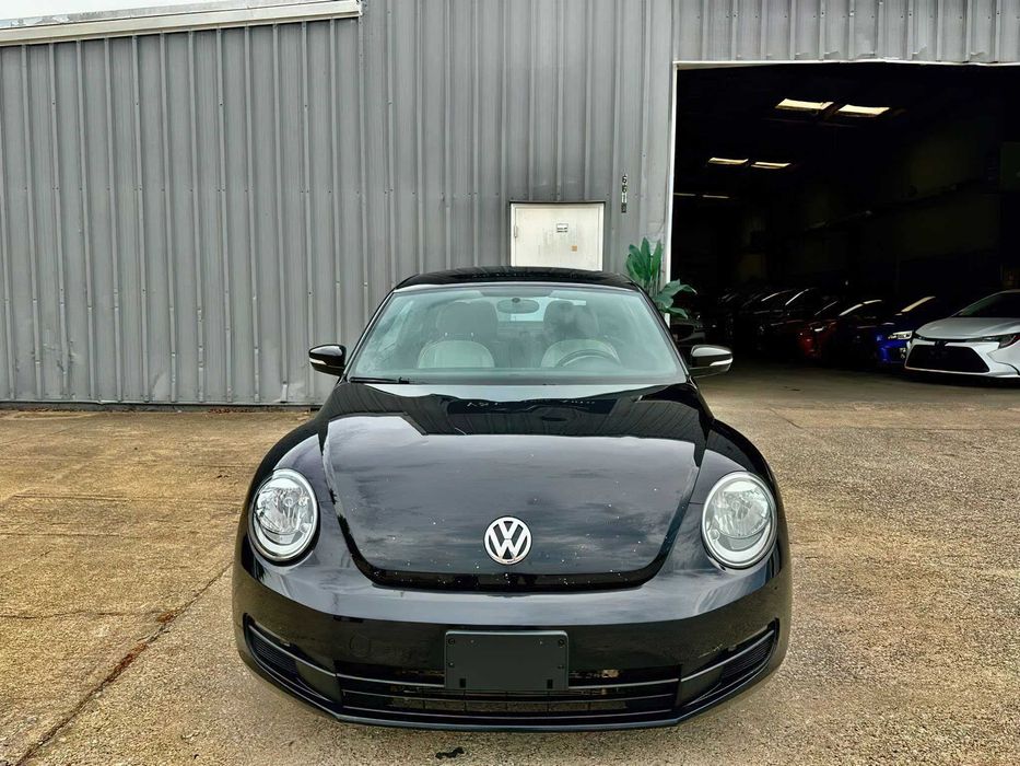 Volkswagen Beetle Classic      2016