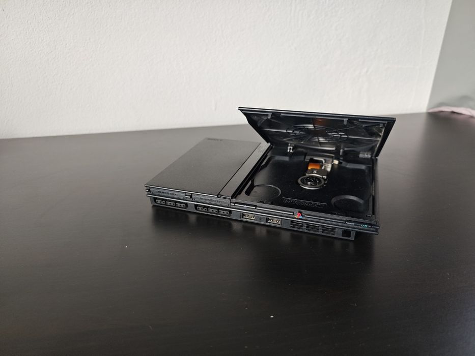 Playstation 2 Slim SCPH-77004