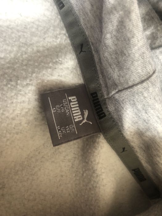 Продам оригінальну кофту Puma