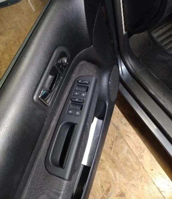 Moldura / Puxador porta interior VW Passat, Golf 4 e Bora