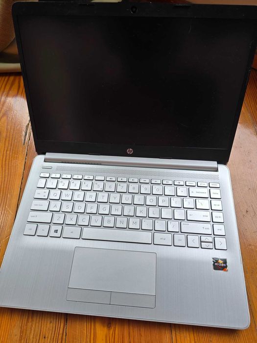 Laptop HP 14-dk0044nw 14" AMD Ryzen 7 3700U- 8GB RAM 512GB Dysk SSD Win10 mój zakup