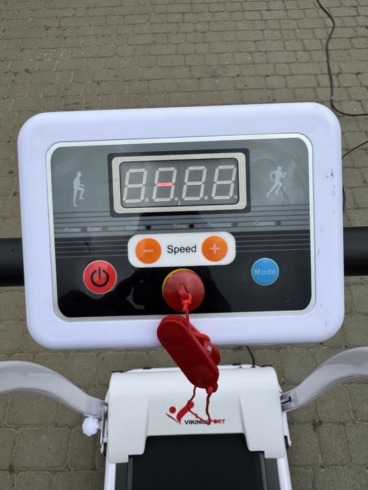 Бігова доріжка 10 км фітнес спорт (00101)