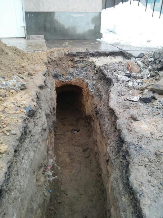 Земляные работы вручную, копка траншей, рытьё котлованов, сливных ям ...