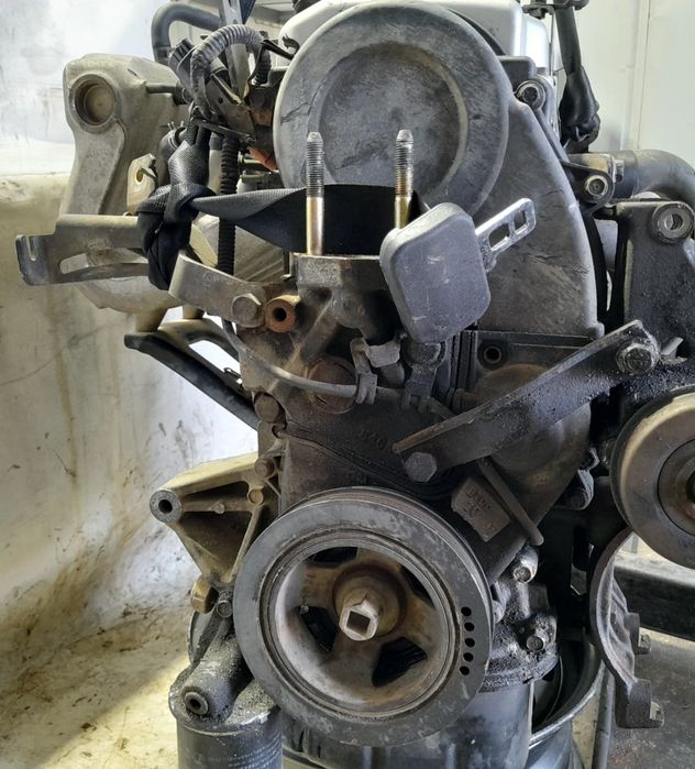 Motor completo MITSUBISHI Carisma Hatchback (DA_)