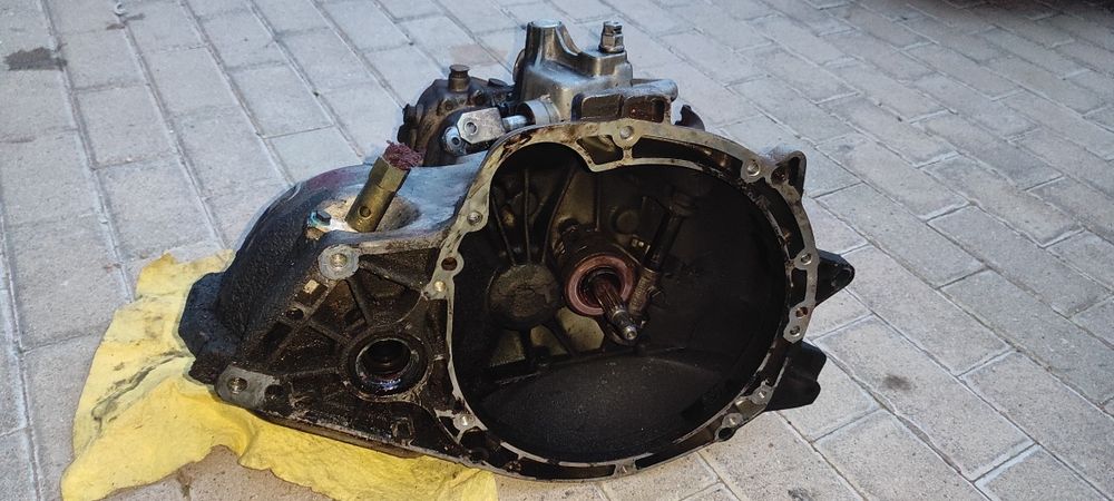 Caixas velocidades F10 - Opel Corsa A