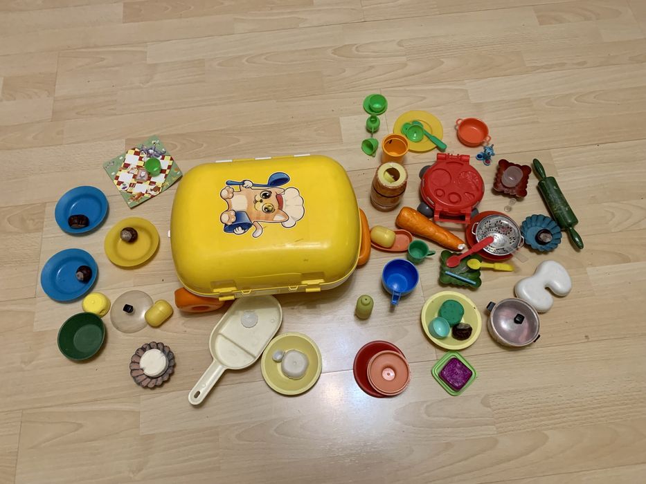 Набор дитячого посуду