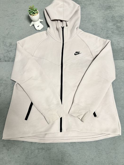 Толстовка Nike  tech fleece sportswear windrunner