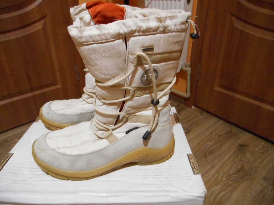 Сапоги,ботинки,размер 37.