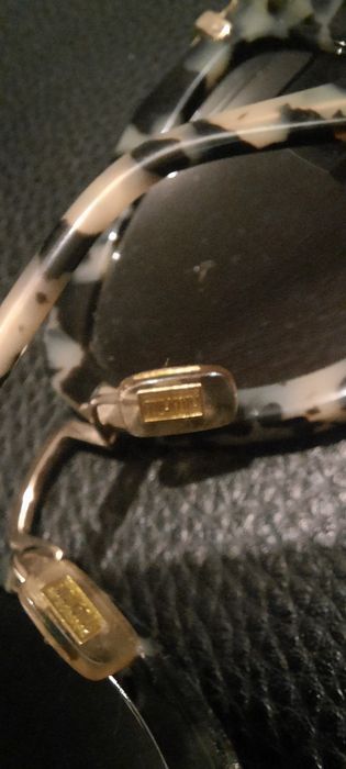 ПРОДАМ брендовые очки итальянской фирмы «Miu Miu»