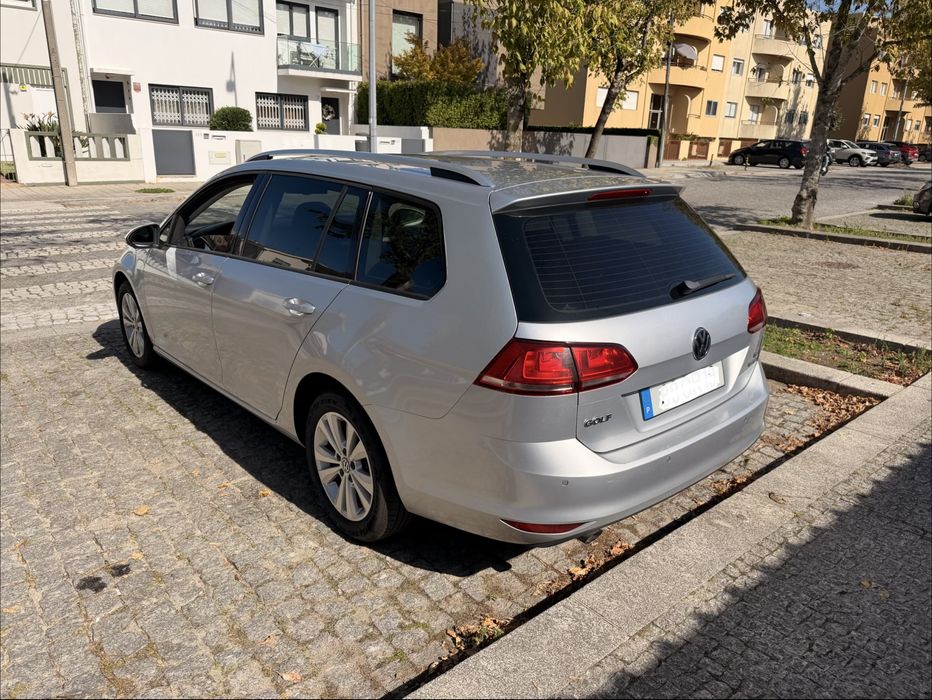 VW Golf Variant 1.6Tdi 105cv - Nacional — photo 4